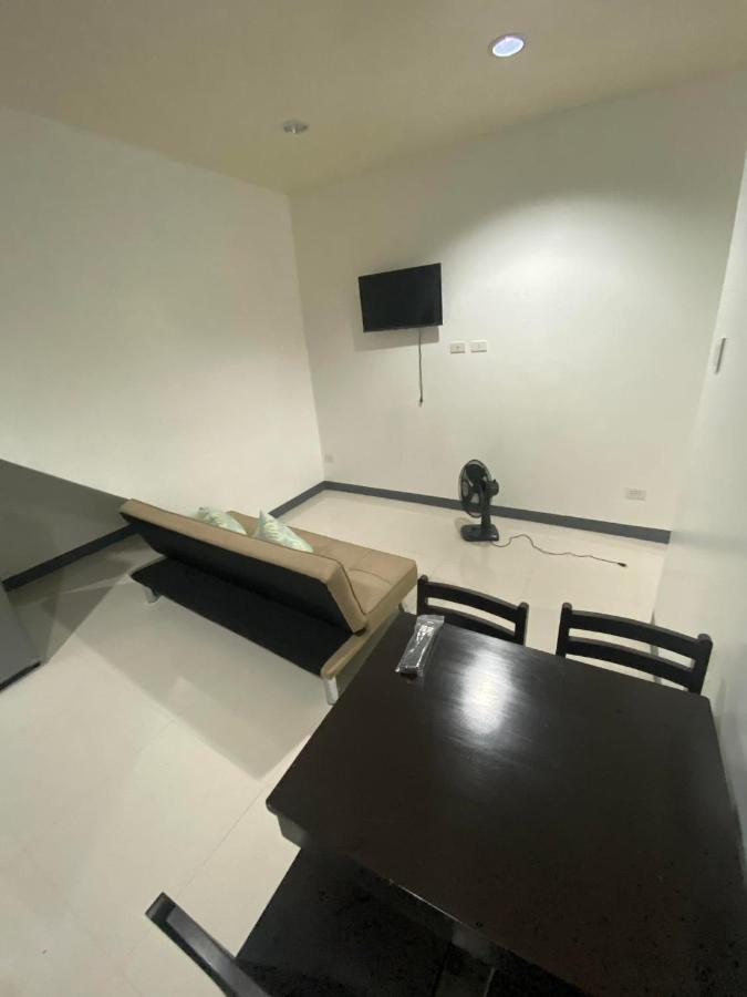 Ma Lourdes' Inn Palompon Luaran gambar