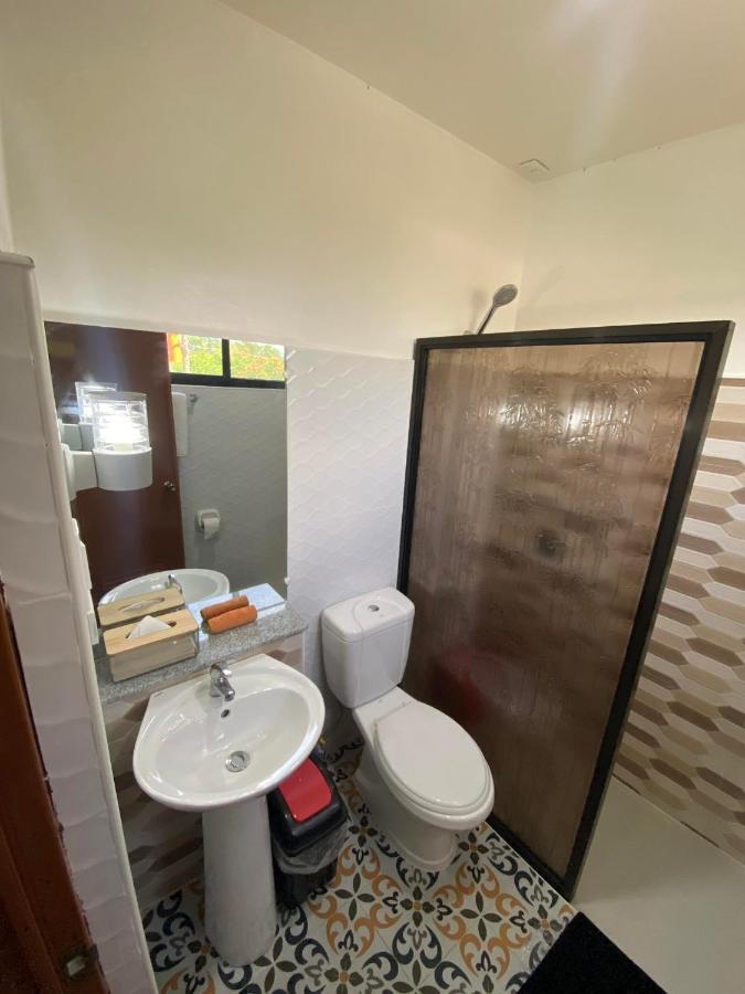 Ma Lourdes' Inn Palompon Luaran gambar