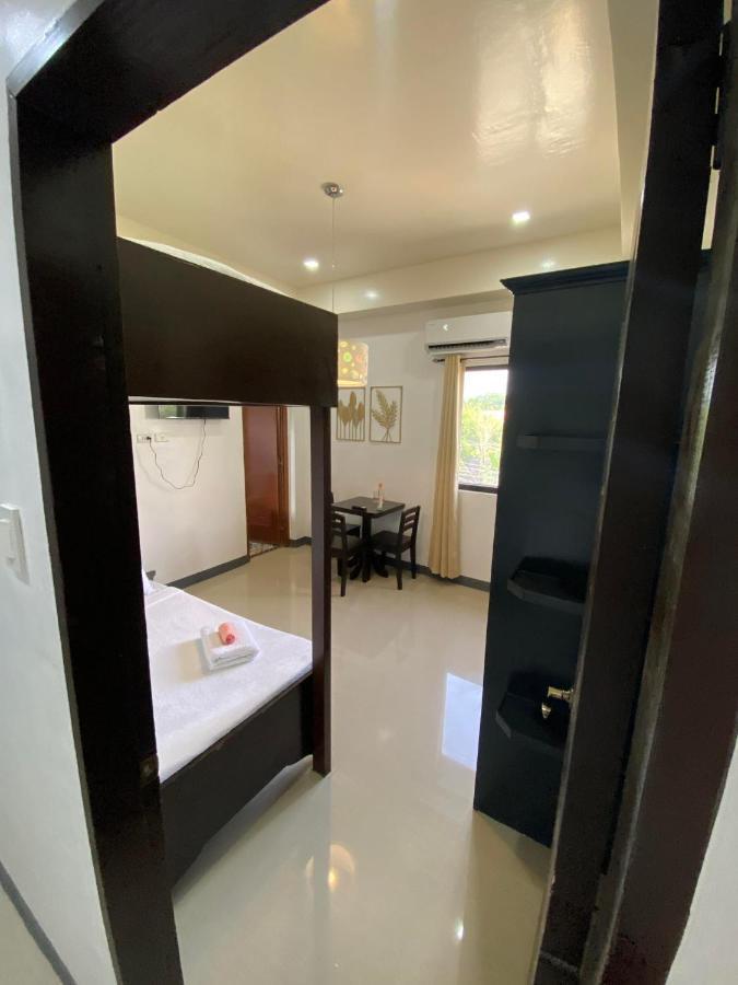Ma Lourdes' Inn Palompon Luaran gambar